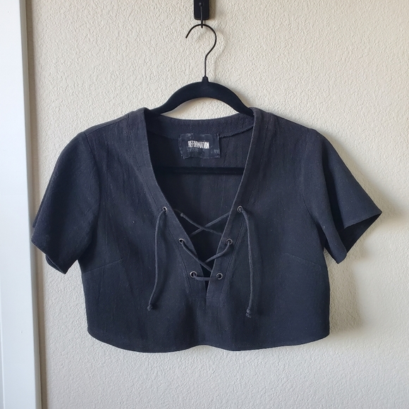 Reformation black lace up crop top - Picture 2 of 5